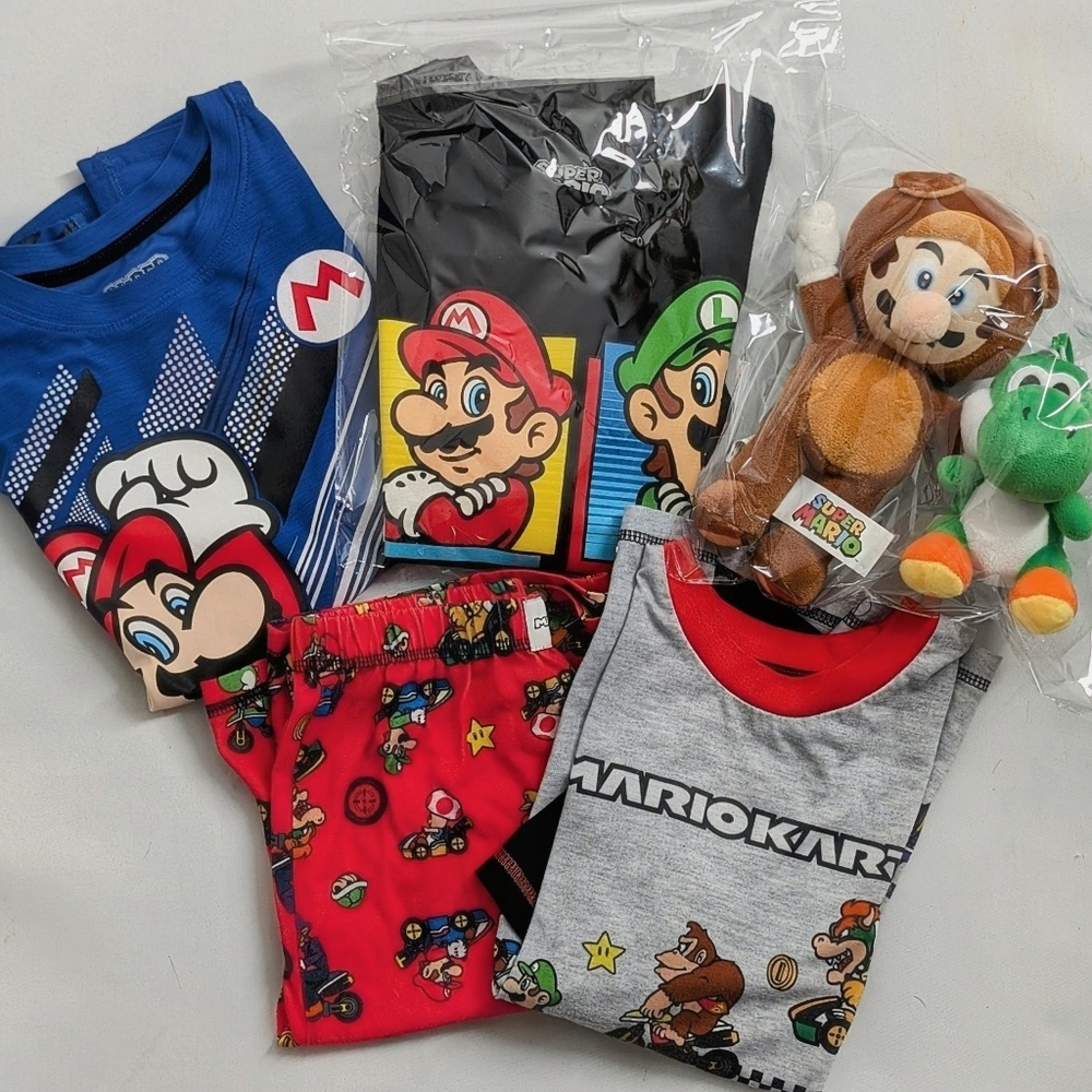 Nintendo Mario Kart @ 2 shirts + PJ set and 2 plushies bundle